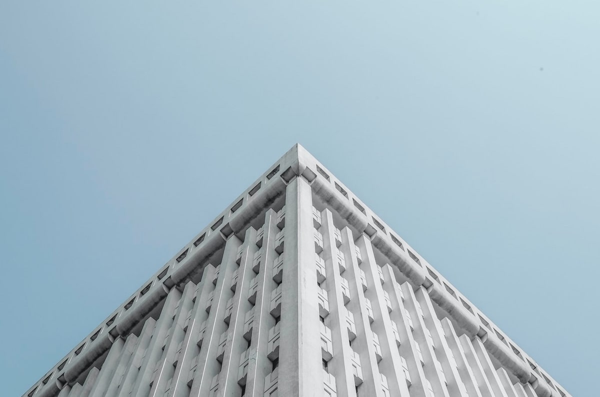 爱一帆里的信息为什么显得很确定：关于三手转述的把要点列出来