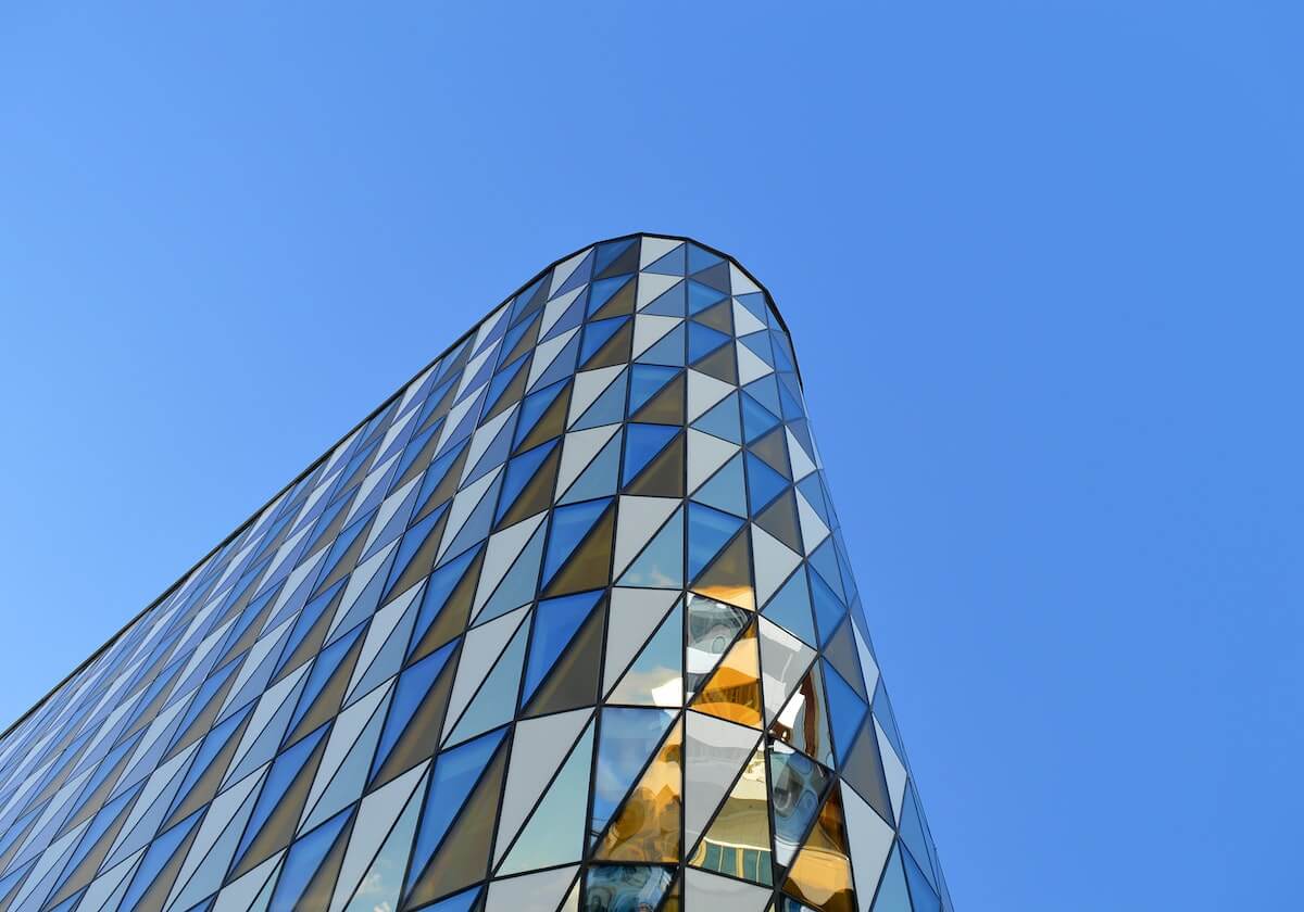 爱一帆里的信息为什么显得很确定:关于三手转述的把要点列出来